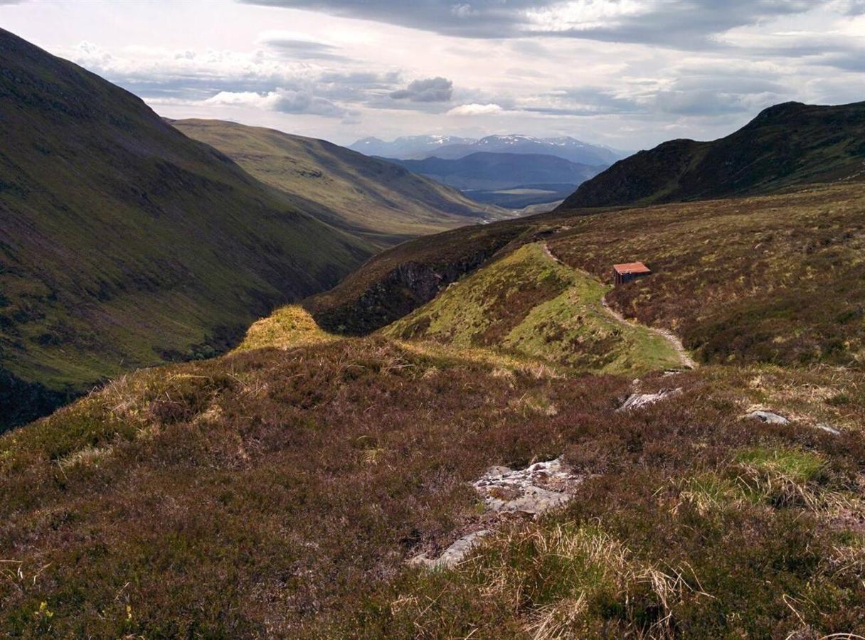 Vila Spectacular Mountain View Ecopod Newtonmore Exteriér fotografie